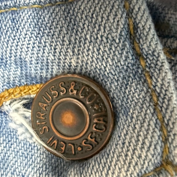 Vintage Original 70s Levi’s Stratus Light Blue Flare Jeans - Picture 2 of 16